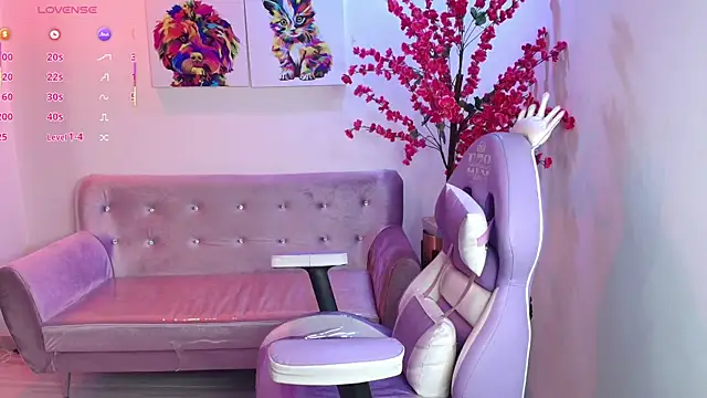 Snapshot of Summer_miller chatting on November 18, 2025, 11:36 am Summer miller online show from November 18, 2025, 11:36 am