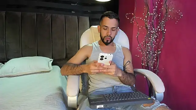 Lobo sex21 online show from October 20, 2025, 8:42 pm