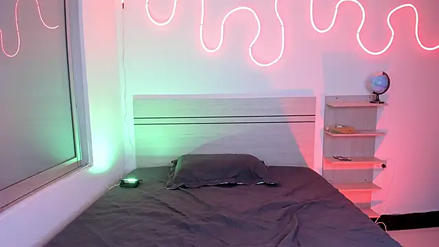 Snapshot of luccas_ferreira chatting on November 10, 2025, 7:13 pm luccas ferreira online show from November 10, 2025, 7:13 pm