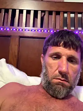 Snapshot of beastmaster504 chatting on November 6, 2025, 11:37 pm beastmaster504 online show from November 6, 2025, 11:37 pm