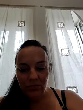 Snapshot of pasajuis chatting on October 15, 2025, 9:09 am pasajuis online show from October 15, 2025, 9:09 am