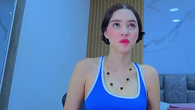 Snapshot of angel__kiss chatting on November 11, 2025, 11:32 am angel kiss online show from November 11, 2025, 11:32 am