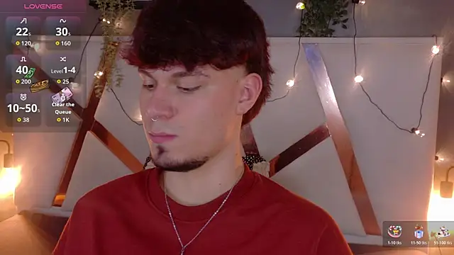 Snapshot of LiamThunder05_ chatting on December 13, 2025, 8:04 pm LiamThunder05 online show from December 13, 2025, 8:04 pm