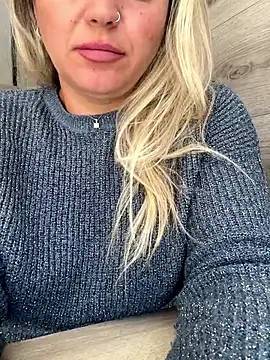 Snapshot of Daiana_Andra chatting on October 6, 2025, 10:12 am Daiana Andra online show from October 6, 2025, 10:12 am