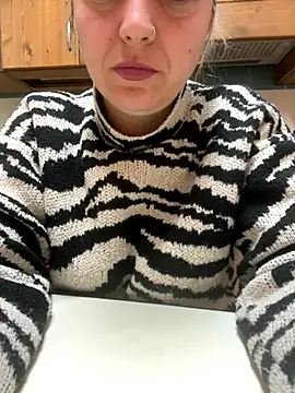 Snapshot of Daiana_Andra chatting on October 7, 2025, 8:06 pm Daiana Andra online show from October 7, 2025, 8:06 pm