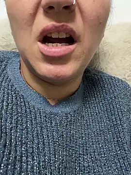 Snapshot of Daiana_Andra chatting on October 17, 2025, 10:12 pm Daiana Andra online show from October 17, 2025, 10:12 pm