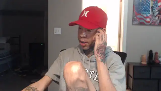 Snapshot of Michigan9000 chatting on October 6, 2025, 11:51 am Michigan9000 online show from October 6, 2025, 11:51 am