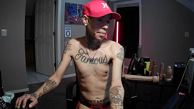 Snapshot of Michigan9000 chatting on November 28, 2025, 3:09 am Michigan9000 online show from November 28, 2025, 3:09 am