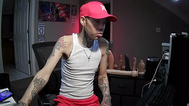 Snapshot of Michigan9000 chatting on December 1, 2025, 12:15 am Michigan9000 online show from December 1, 2025, 12:15 am