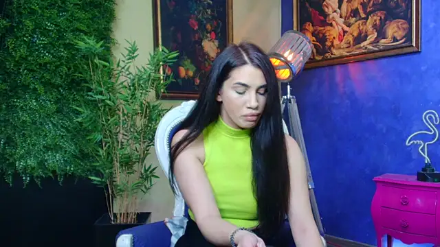 nicolepalmer online show from November 8, 2025, 11:32 am