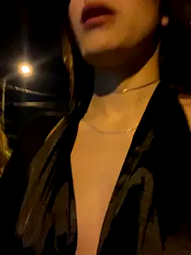Snapshot of naho_val chatting on October 5, 2025, 3:05 am naho val online show from October 5, 2025, 3:05 am