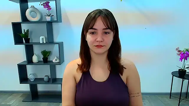 OliviaMontgommery online show from November 30, 2025, 6:17 am