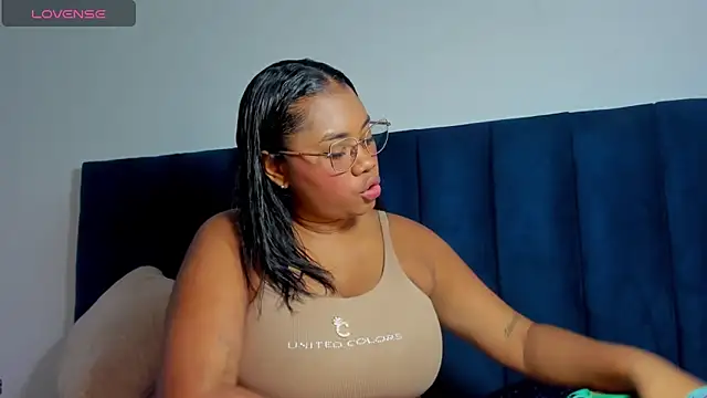 Ahilyn online show from November 15, 2025, 3:52 pm