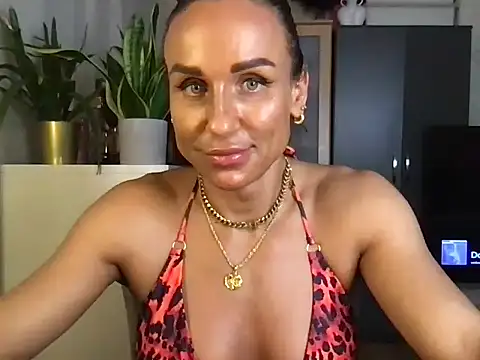 GluteQueenE online show from November 13, 2025, 7:35 pm