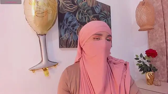 Snapshot of _alishaa_c chatting on October 27, 2025, 8:02 pm alishaa c online show from October 27, 2025, 8:02 pm