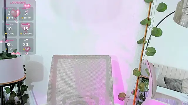 Snapshot of _alishaa_c chatting on October 30, 2025, 10:21 pm alishaa c online show from October 30, 2025, 10:21 pm