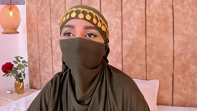 Snapshot of _alishaa_c chatting on November 13, 2025, 3:16 am alishaa c online show from November 13, 2025, 3:16 am