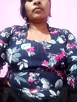 Snapshot of Priyanka_hot54 chatting on October 8, 2025, 6:11 am Priyanka hot54 online show from October 8, 2025, 6:11 am