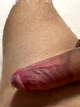 Snapshot of GiNo_93 chatting on October 21, 2025, 6:58 am GiNo 93 online show from October 21, 2025, 6:58 am