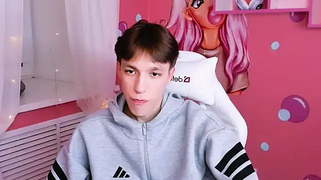 Snapshot of MarkBranston chatting on October 24, 2025, 3:41 pm MarkBranston online show from October 24, 2025, 3:41 pm