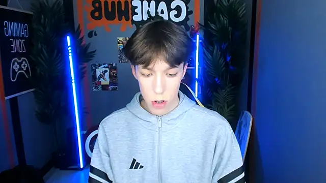 Snapshot of MarkBranston chatting on November 8, 2025, 3:12 pm MarkBranston online show from November 8, 2025, 3:12 pm