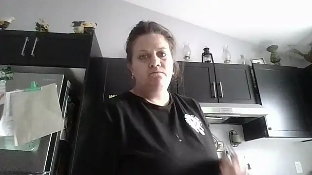 october1992xx online show from October 13, 2025, 3:34 pm