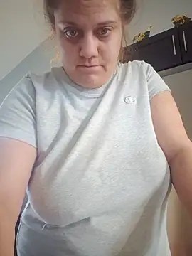 october1992xx online show from October 28, 2025, 12:30 pm