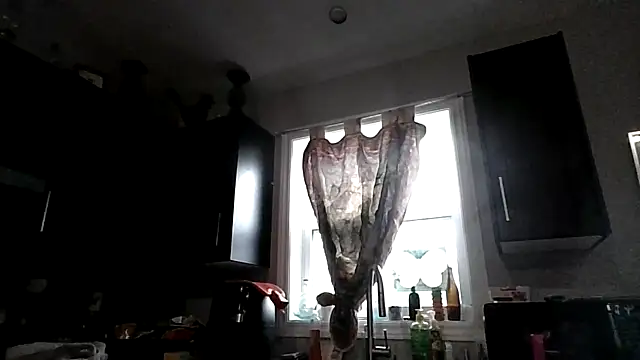 october1992xx online show from November 4, 2025, 7:46 pm