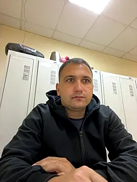 Snapshot of Mahrovmaxim chatting on October 6, 2025, 5:49 am Mahrovmaxim online show from October 6, 2025, 5:49 am
