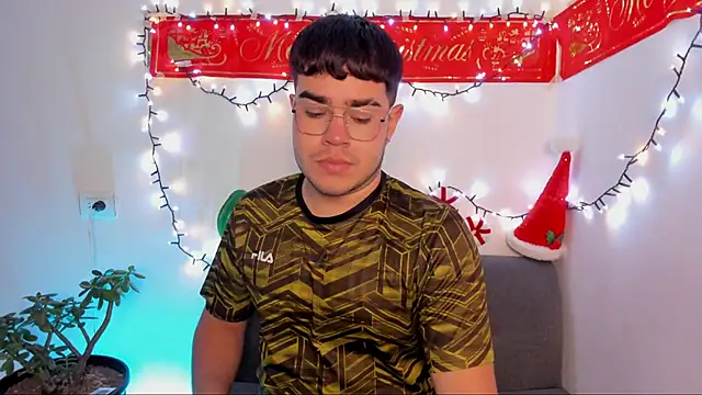 Snapshot of thiago_occonor chatting on November 26, 2025, 3:51 am thiago occonor online show from November 26, 2025, 3:51 am