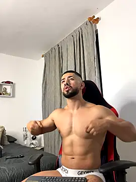 Ezzio Scolaro online show from October 24, 2025, 12:19 am