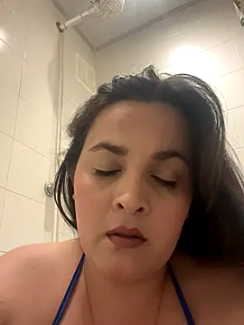 Anyhot latina online show from November 29, 2025, 1:08 am