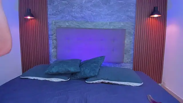 Sam Clark online show from October 7, 2025, 3:47 am