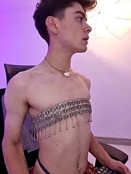 Sam Clark online show from November 15, 2025, 2:09 am