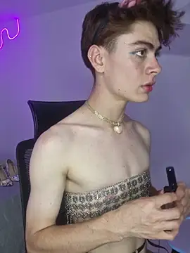 Sam Clark online show from December 4, 2025, 5:17 am