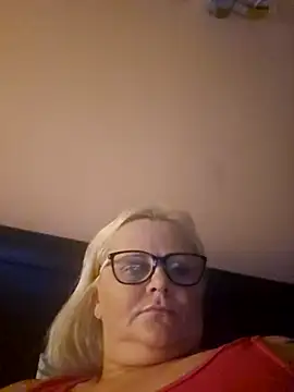 NieMaJazdyBezGwiazdy7883 online show from October 9, 2025, 6:28 pm