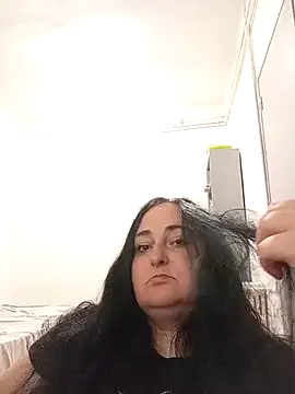 Snapshot of Bella_862 chatting on October 25, 2025, 6:24 pm Bella 862 online show from October 25, 2025, 6:24 pm