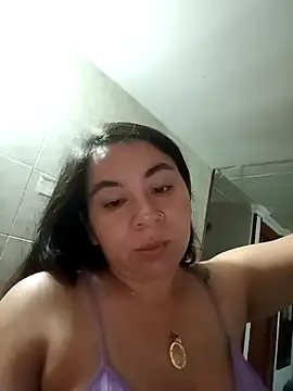 Snapshot of Hatria_Nuu chatting on October 14, 2025, 1:28 am Hatria Nuu online show from October 14, 2025, 1:28 am