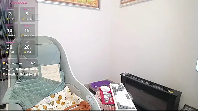 Snapshot of selinajuan chatting on November 14, 2025, 1:54 pm selinajuan online show from November 14, 2025, 1:54 pm