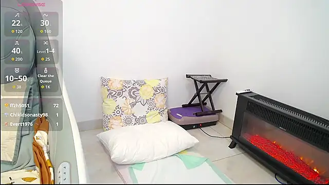 Snapshot of selinajuan chatting on December 4, 2025, 1:59 am selinajuan online show from December 4, 2025, 1:59 am