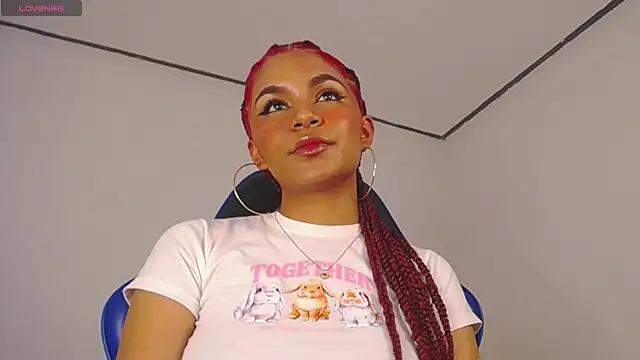 Snapshot of AAfrodithaa chatting on October 26, 2025, 5:57 am AAfrodithaa online show from October 26, 2025, 5:57 am