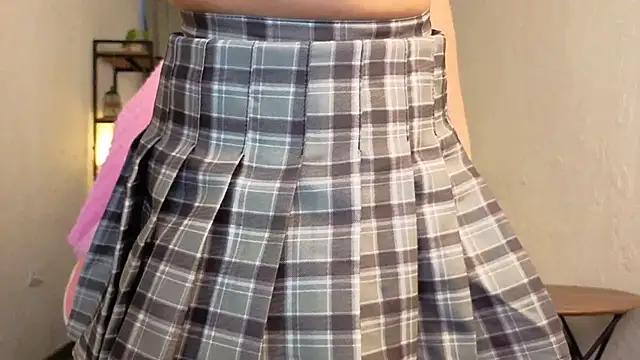 Madison Golden online show from November 23, 2025, 6:46 am