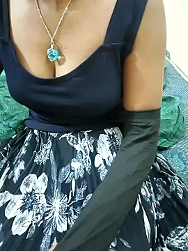 Snapshot of Chennai-couples chatting on November 9, 2025, 7:12 pm Chennai-couples online show from November 9, 2025, 7:12 pm