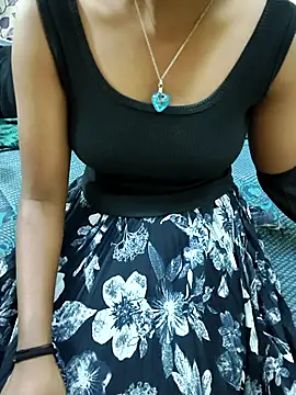 Snapshot of Chennai-couples chatting on November 17, 2025, 1:50 pm Chennai-couples online show from November 17, 2025, 1:50 pm