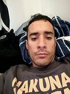 Snapshot of miguevice chatting on October 12, 2025, 6:07 pm miguevice online show from October 12, 2025, 6:07 pm