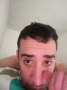 Snapshot of miguevice chatting on October 22, 2025, 8:30 pm miguevice online show from October 22, 2025, 8:30 pm