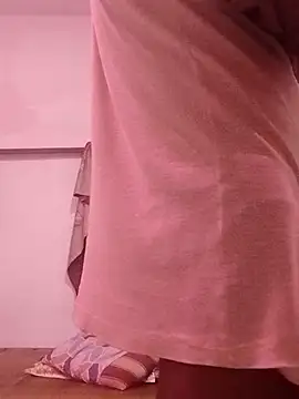 Snapshot of Binny91 chatting on October 29, 2025, 4:31 pm Binny91 online show from October 29, 2025, 4:31 pm