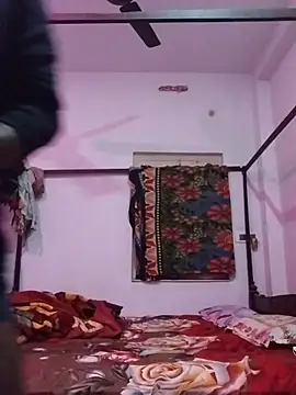 Snapshot of Binny91 chatting on December 2, 2025, 4:24 pm Binny91 online show from December 2, 2025, 4:24 pm