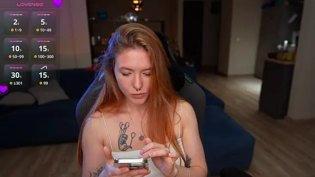 Snapshot of SsonicPorn chatting on October 15, 2025, 4:29 pm SsonicPorn online show from October 15, 2025, 4:29 pm