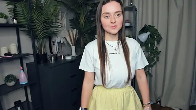 Snapshot of ThelmaJusto chatting on October 18, 2025, 3:46 pm ThelmaJusto online show from October 18, 2025, 3:46 pm